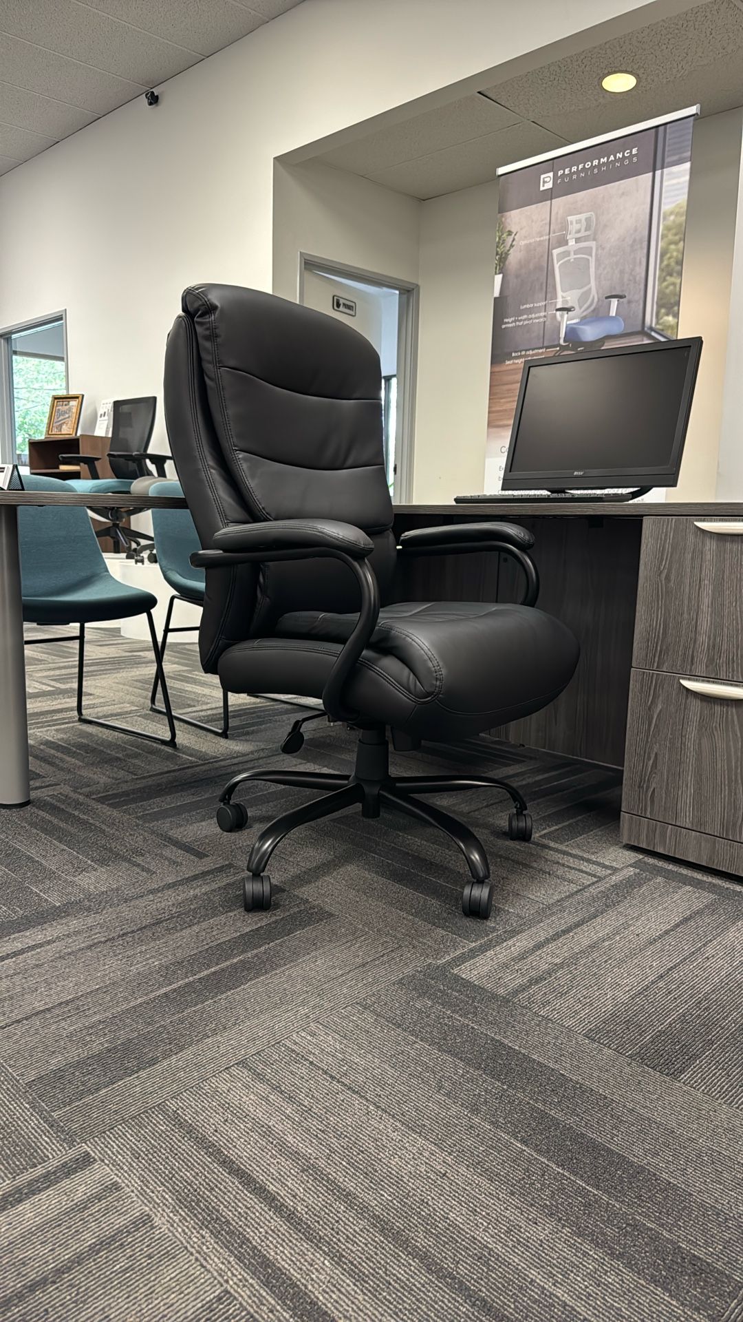 The Endurance Big & Tall Executive Office Chair