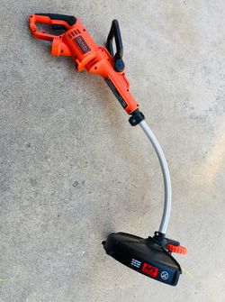 Black+Decker Corded Electric Curved Shaft String Trimmer