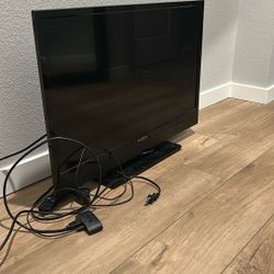 32 Inch Insignia TV And Roku