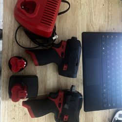 Milwaukee Impact driver and Impact Wrench Set