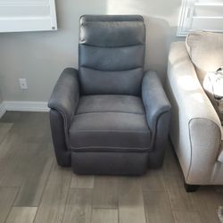 Beautiful Electric Gray Recliner