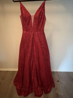 red sparkly quince dress 