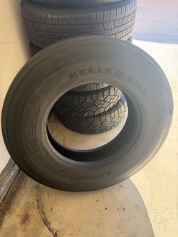 Kelly KDA Commercial Truck Tire recap