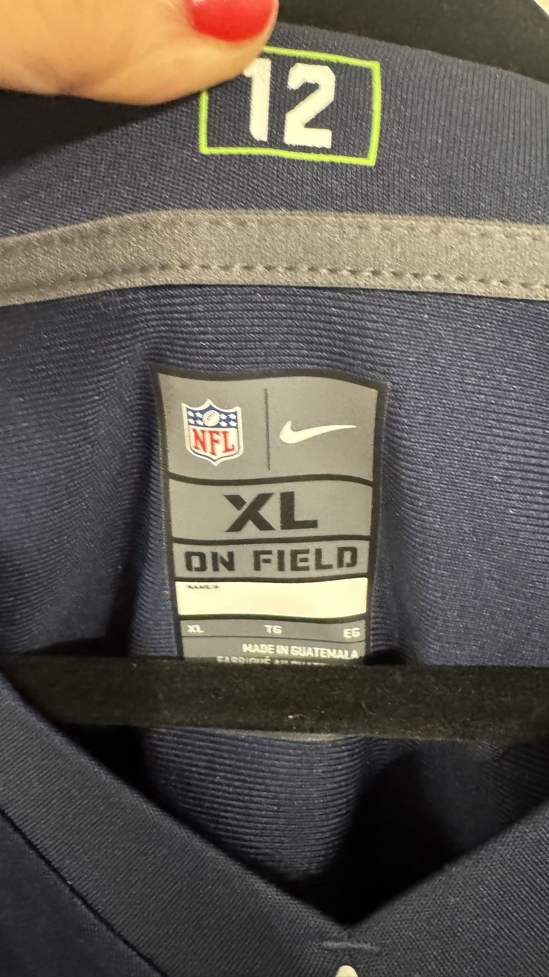 Seattle Seahawks number 3 Nike Wilson Jersey XL Looks New