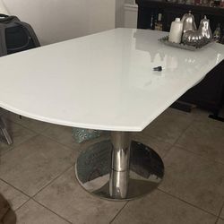 Kitchen White Glass table