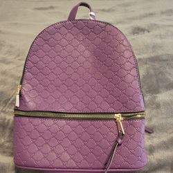 La Terre Vegan-Safe Purple Backpack