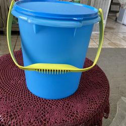 Tupperware