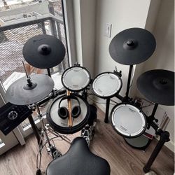 Roland-TD-17KVX-Electronic-Drum-Set 