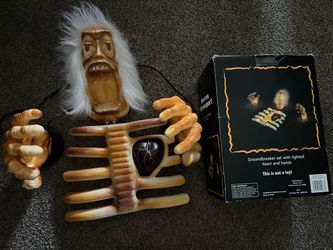 Vintage Halloween Groundbreaker Set with Lighted Heart and Hands