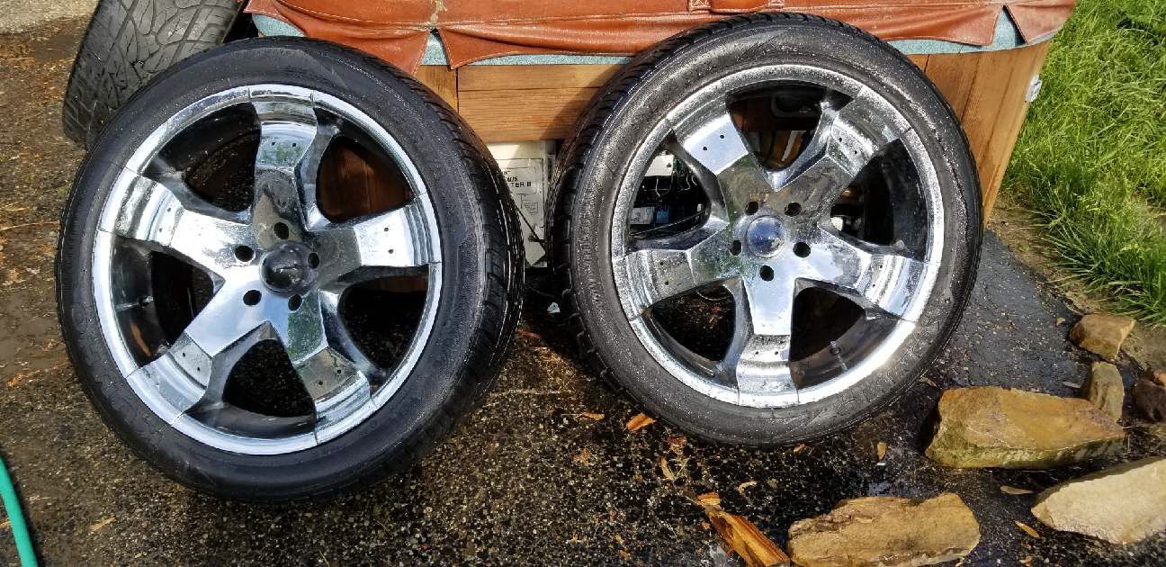 23“ chrome Hang Tyme Rims and Kumho Tires