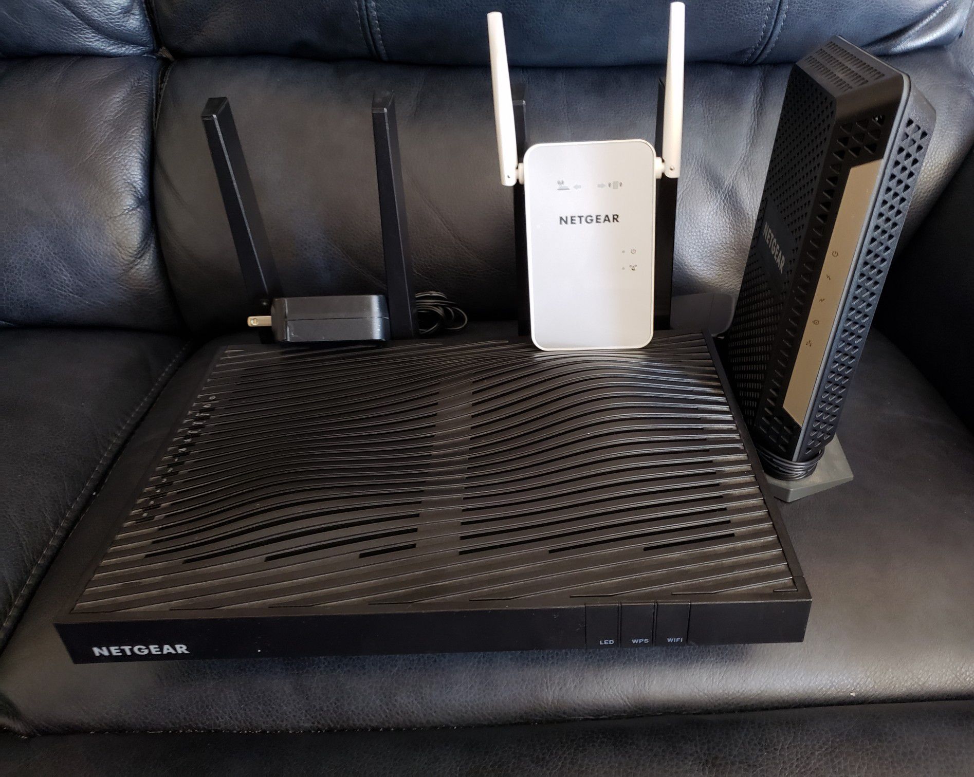 Modem, Wifi Router and Wifi Extender