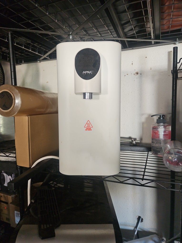 Water Dispenser Hot Or Cold