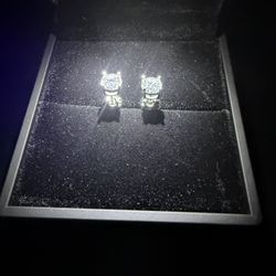 VVS1 Moissanite Stud Earings