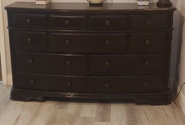 Wooden King Dresser