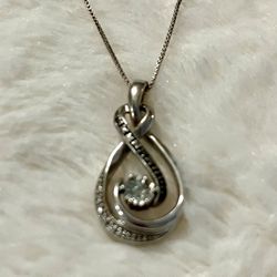 18" Silver Twisted Black & White Necklace 