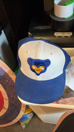 New era  cubs hat size 71/2 fitted