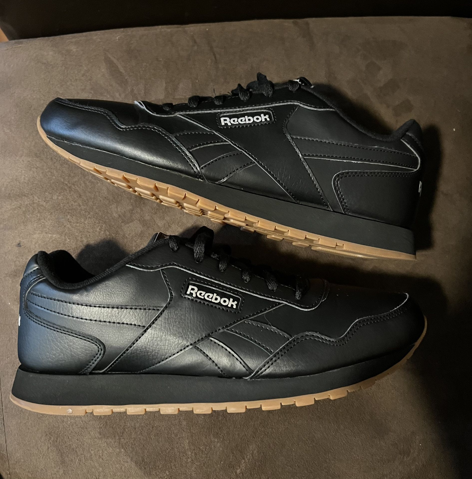 Reebok Classics Harman Black Leather Gum sneakers Size 11.5