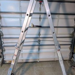 Werner 18 Ft  Aluminum Adjustable Ladder - OSHA
