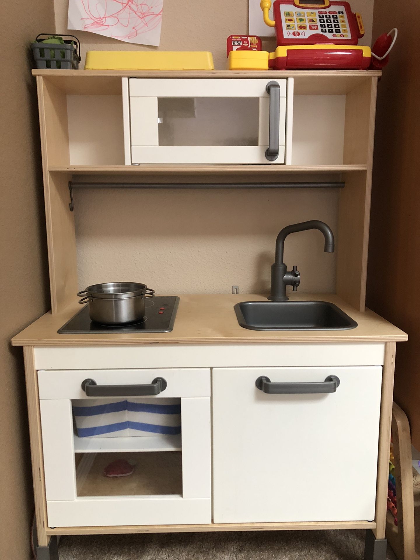 IKEA Kids Kitchen 