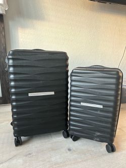 luggage set