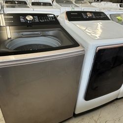 BEAUTIFUL SET WASHER AND DRYER 