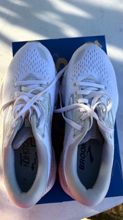 Brooks Running Sneakers
