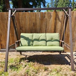 Swing with Cushion 