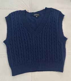 Navy cable knit vests size M