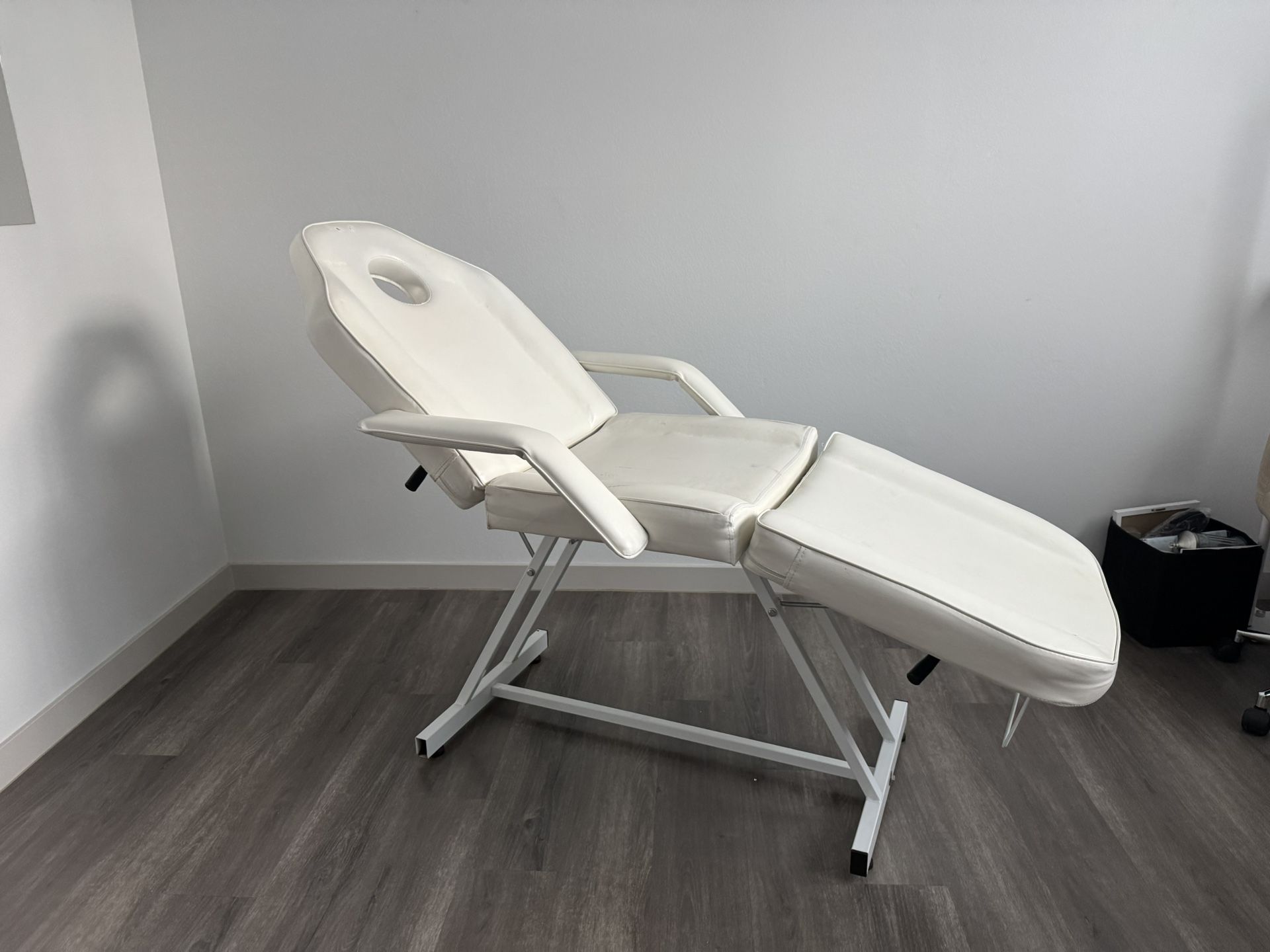 Tattoo Bed