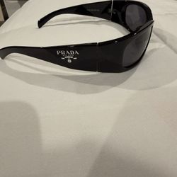 prada sunglasses 