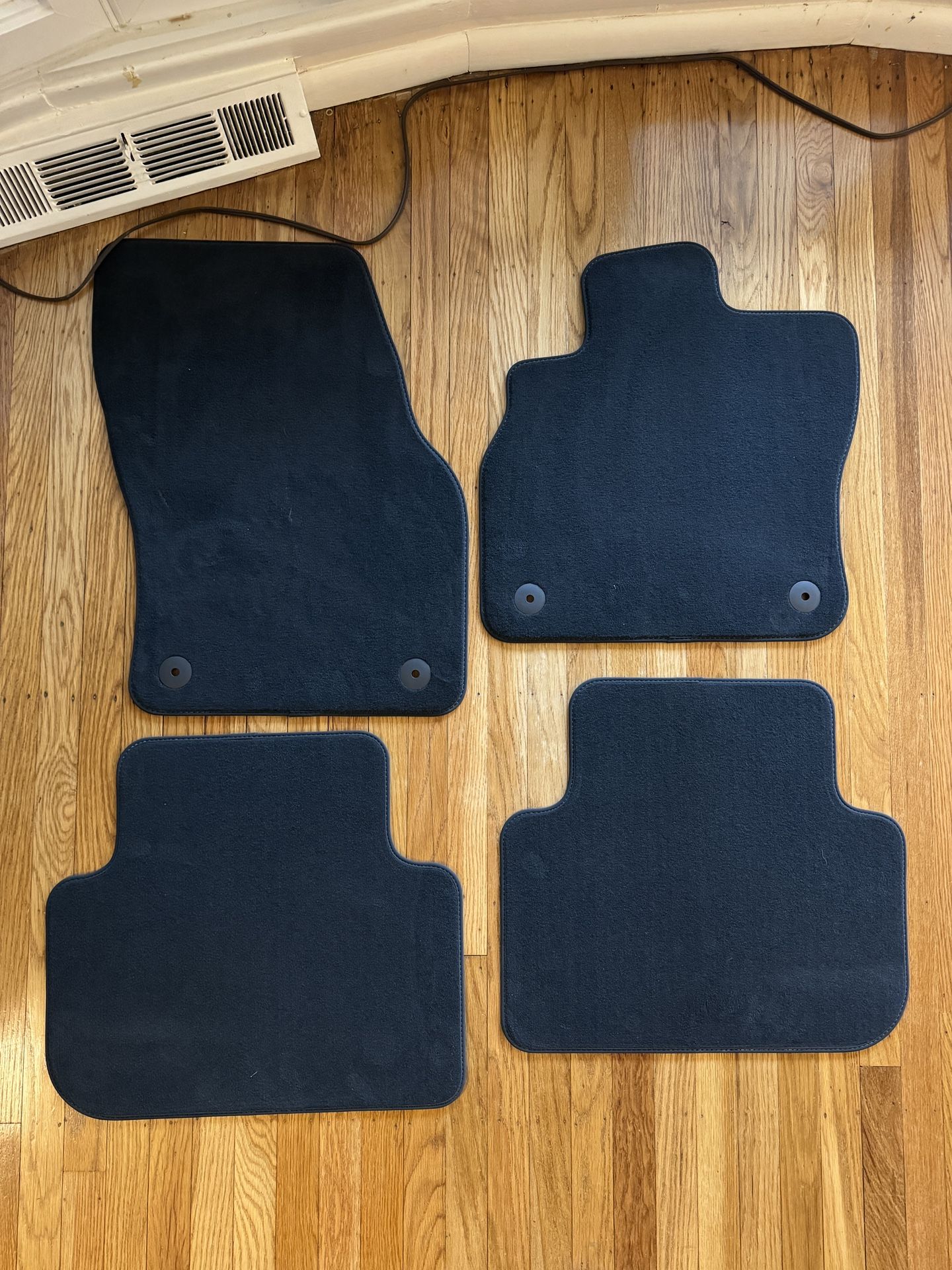 Audi Q3 OEM Black Carpet Car Vehicle Floor Mats A018727 Set of 4 2020-2024