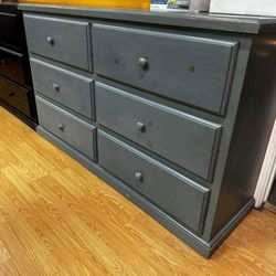 Grey Dresswr 6 Drawers Big New $429