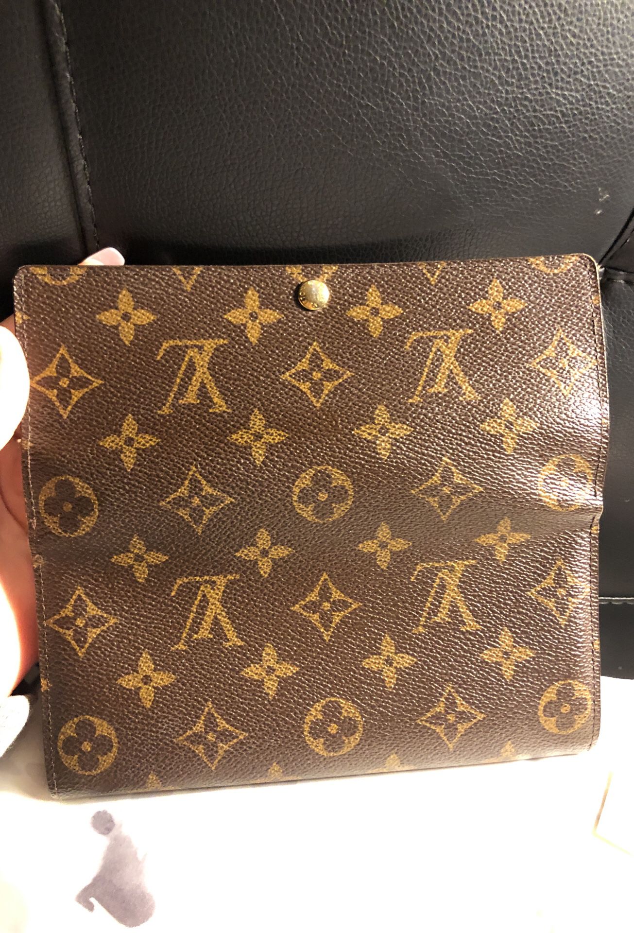 Louis Vuitton Large Monogram Wallet Crossbody Tan - $250 (75% Off Retail) -  From Karla