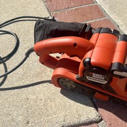 Black & decker Sander
