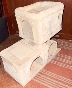 Cat tree