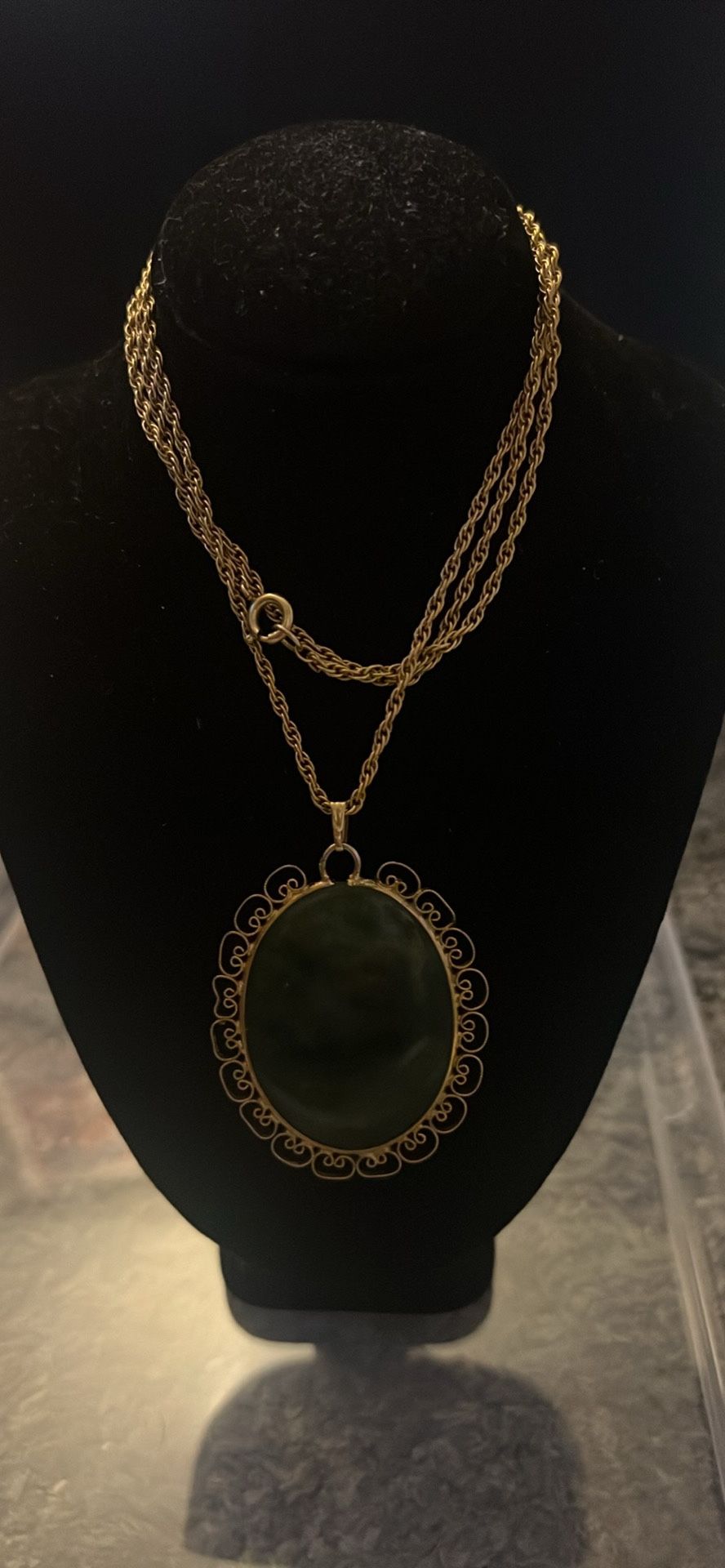 Vintage 12k Gold Filled Chain With Jade Pendant