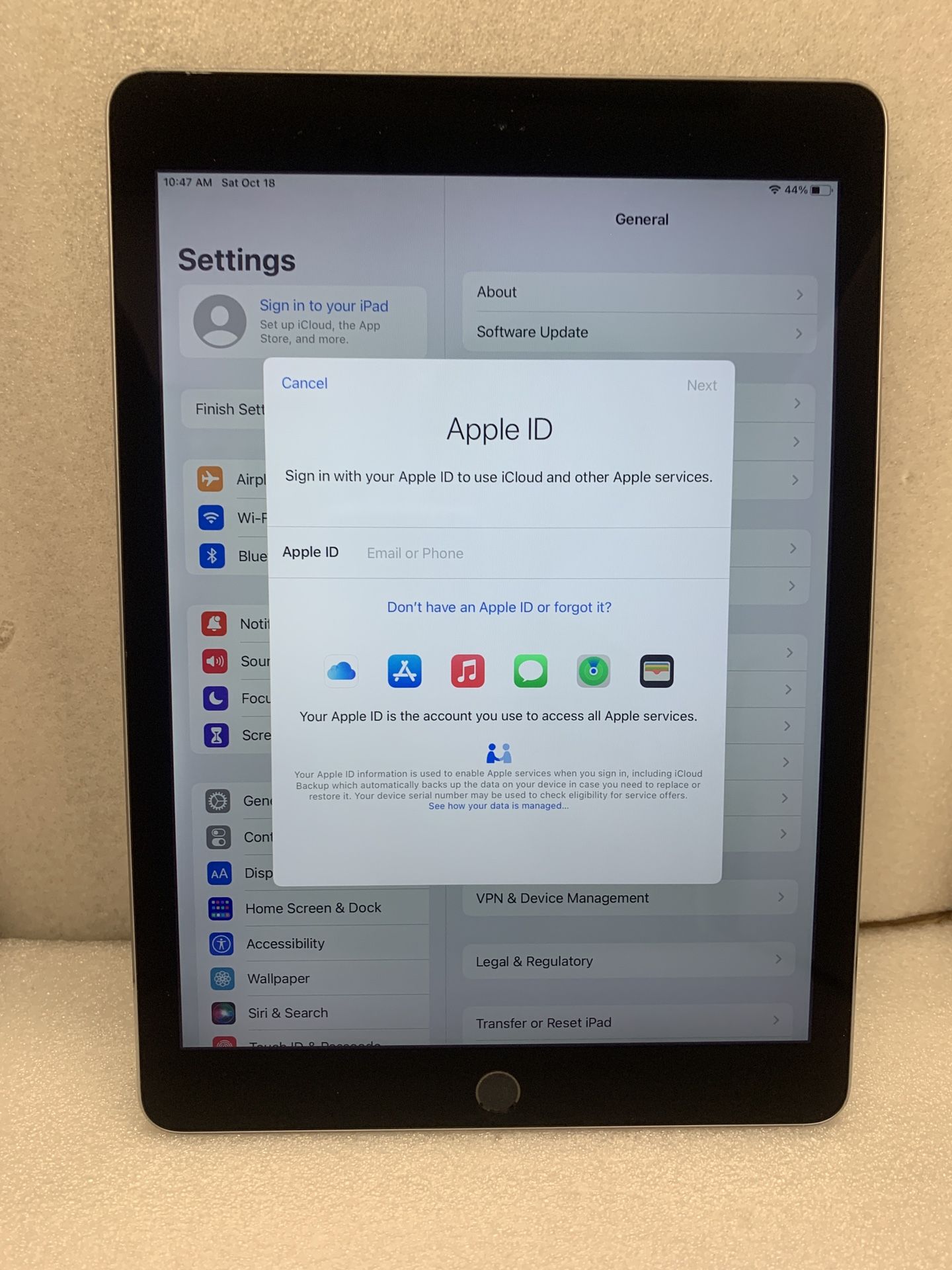 iPad Air 2 Wi-Fi 64GB - Babcock