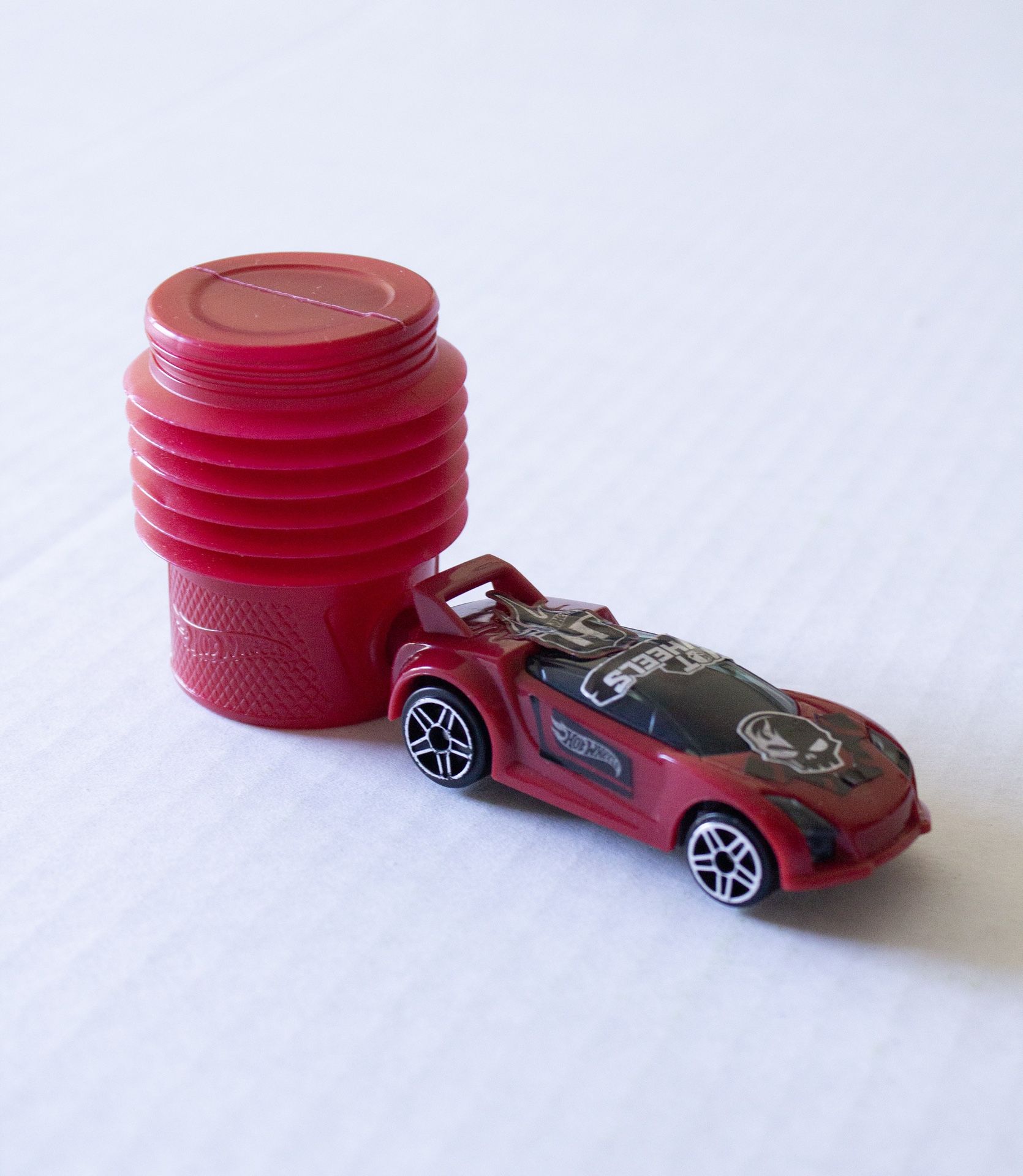 McDonald's 2014 Hot Wheels # 2 "Quick 'n' Sick" HW Pursuit Action Toy Car with Air Launcher