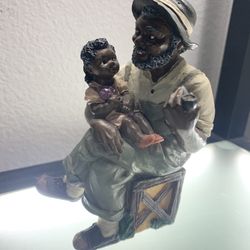 Vintage Old Man Storytelling To Child With Pipe In Hand Figurine
