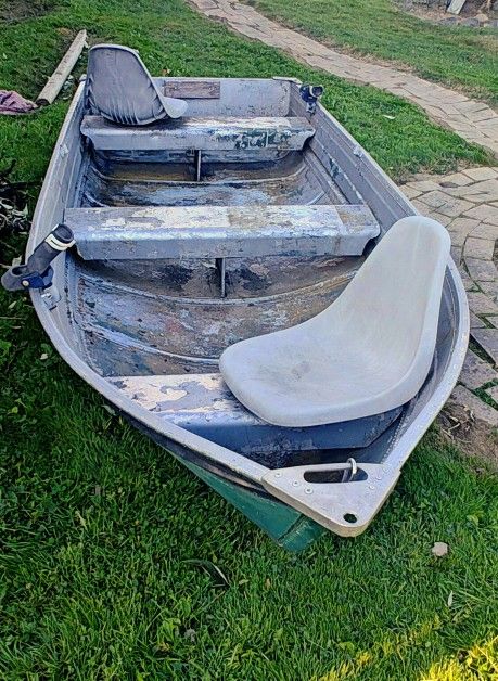 12ft Aluminum Boat
