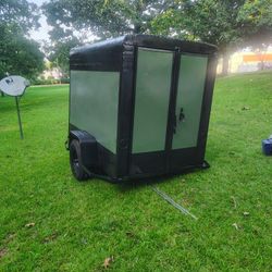 Enclosed Trailer