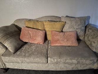Sofa /Couch