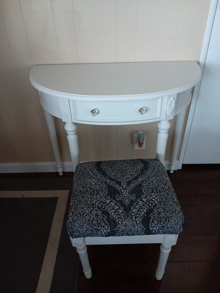 Vanity Or Entry Table