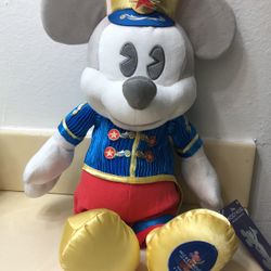 Mickey Mouse: The Main Attraction Plush