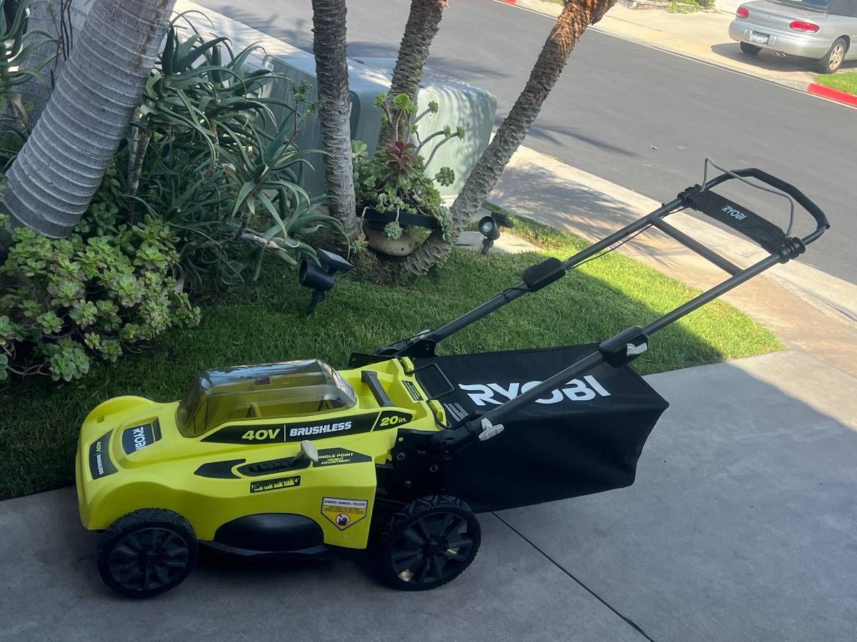 └➤➤➤ Ryobi Cordless Push Lawn Mower | 20” | 40-Volt w/ Whisper-Quiet D
