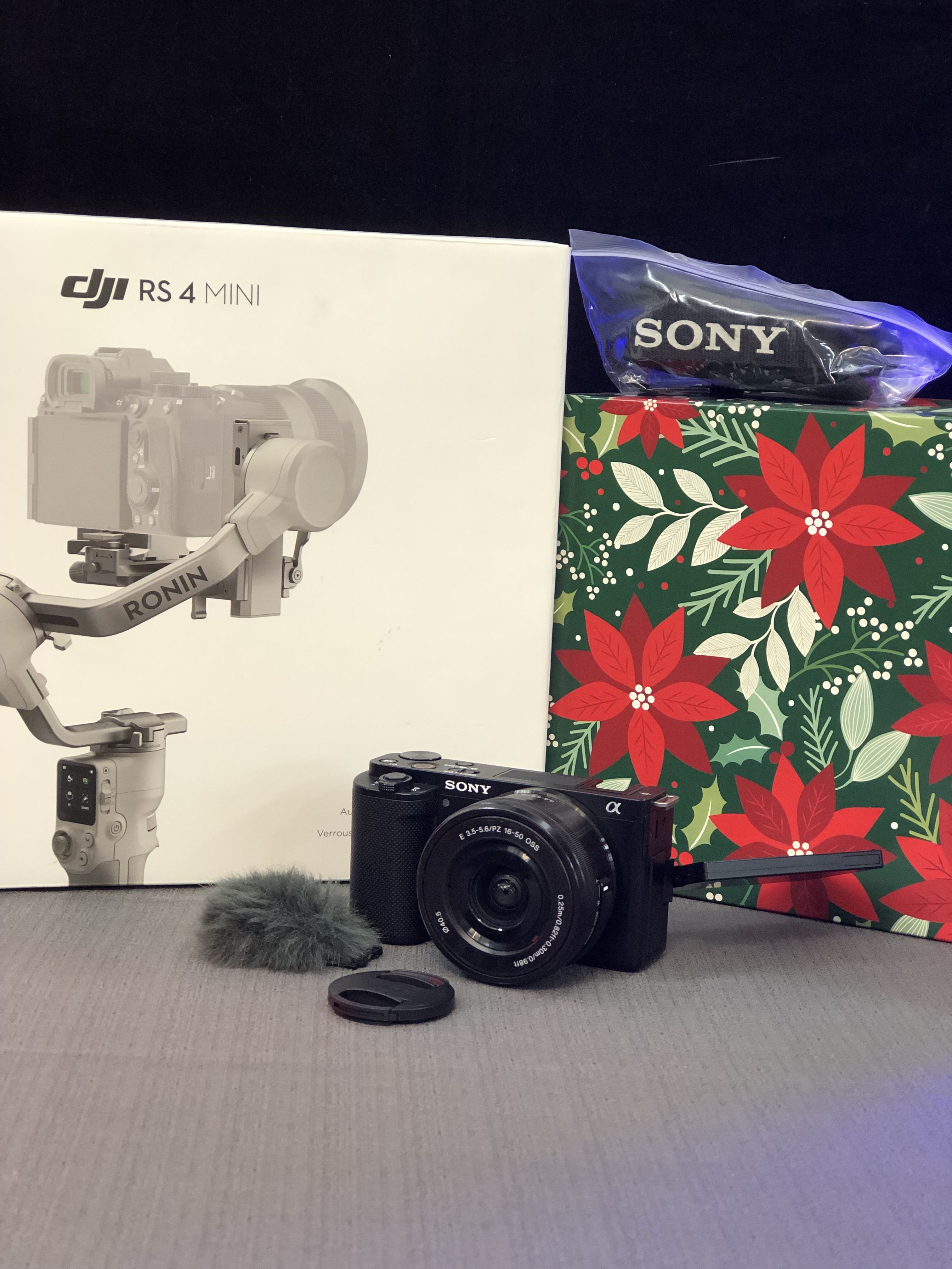 Sony ZV-E10 (Used) with 16-50mm and NEW DJI RS 4 Mini Handheld Gimbal Stabilizer
