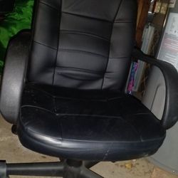 Basic Office Chair 