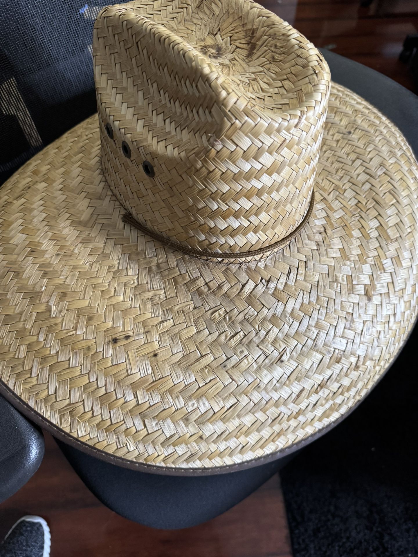 Wide span Farmers Hat