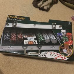 ProPoker 300-Piece Poker Set with Aluminum Case - Brand New