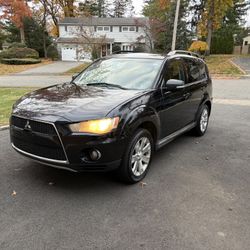 2010 Mitsubishi Outlander SE